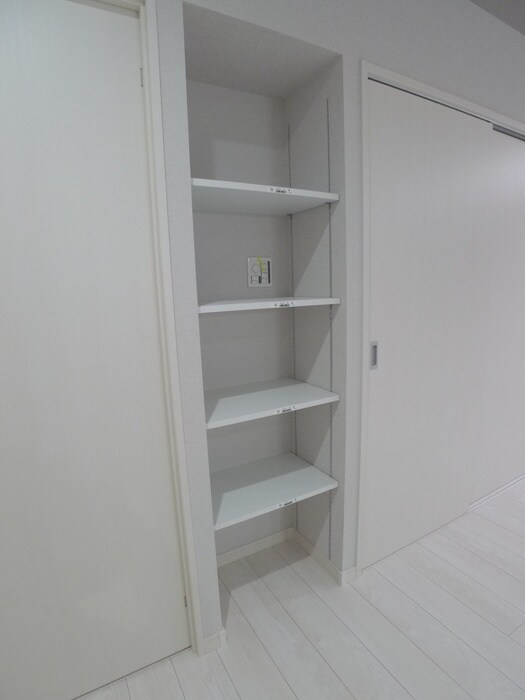 物件内観写真15　(収納)