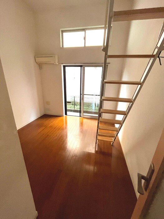 物件内観写真7　(居室)