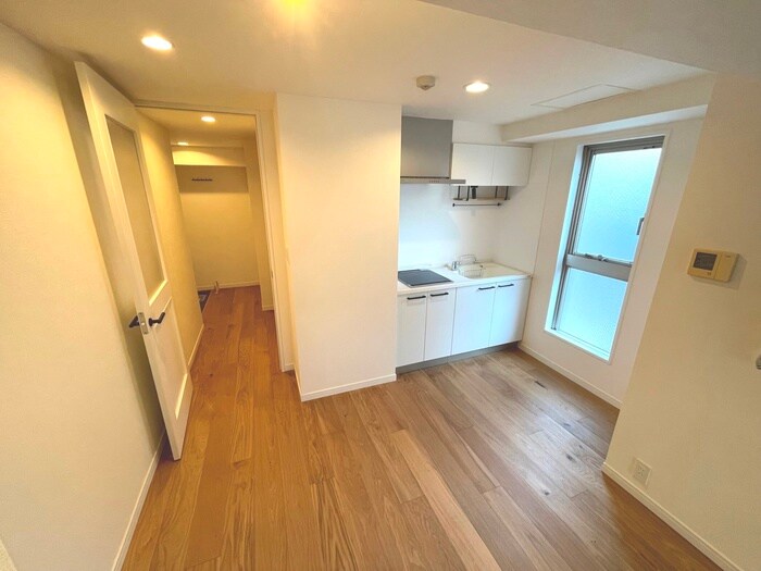 物件内観写真11　(居室)