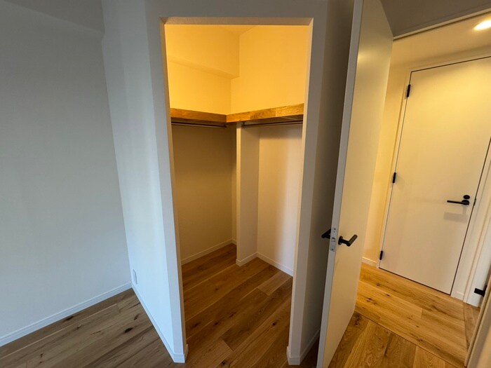 物件内観写真11　(収納)