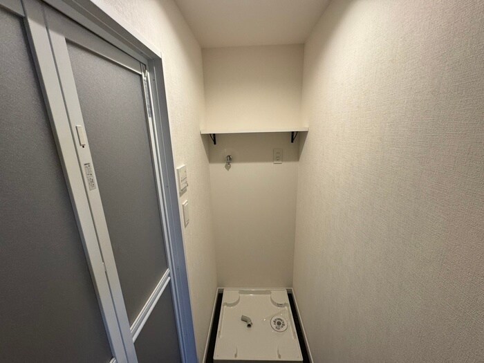 物件内観写真21　(洗濯機置場)