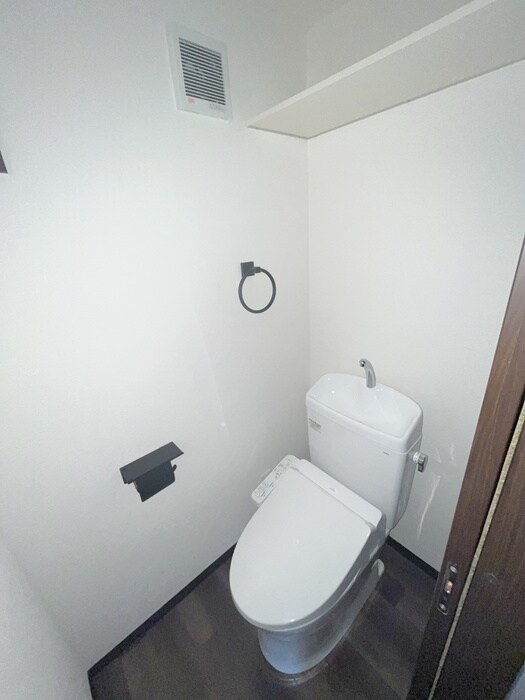 物件内観写真11　(トイレ)