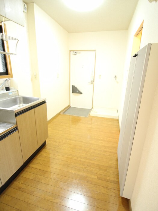 物件内観写真15　(廊下)