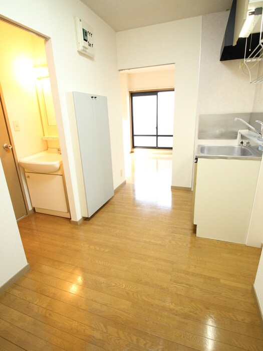 物件内観写真18　(居室)