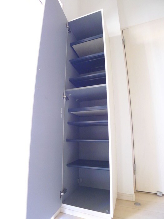 物件内観写真17　(靴箱)