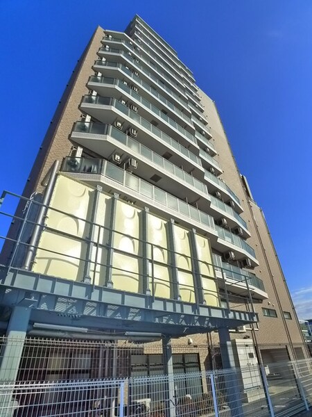 ﾗｸﾞｼﾞｭｱﾘｰｶﾞｰﾃﾞﾝ東松戸(612)外観写真