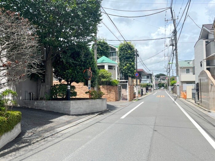 物件外観写真4　(周辺環境)