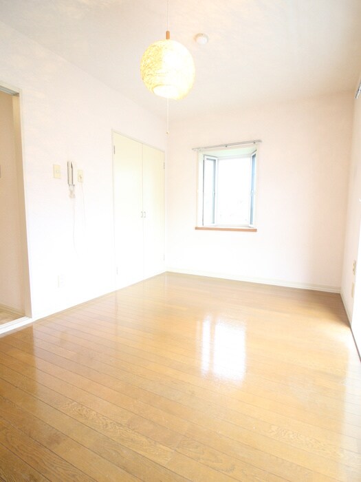 物件内観写真21　(居室)