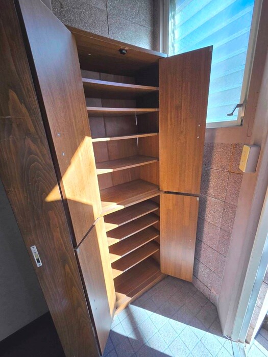 物件内観写真18　(靴箱)