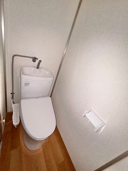 物件内観写真11　(トイレ)