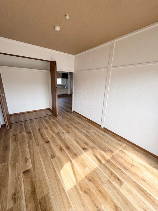 物件内観写真20　(居室)