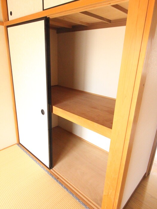 物件内観写真11　(収納)