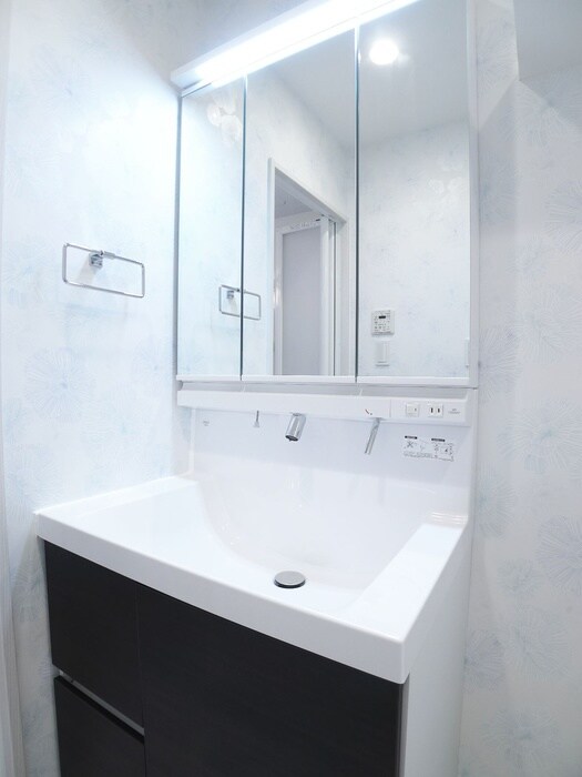 物件内観写真14　(洗面)