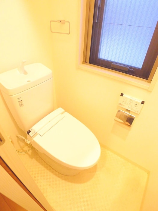 物件内観写真16　(トイレ)