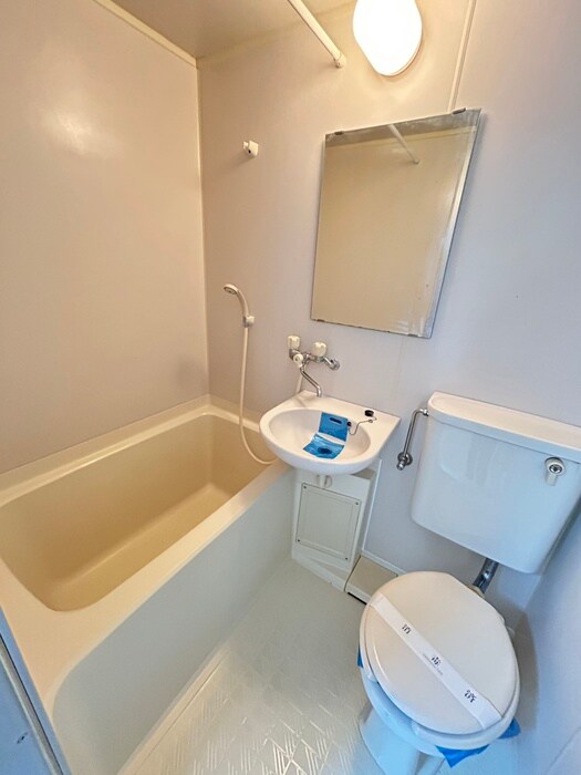 物件内観写真13　(バス／シャワールーム等)