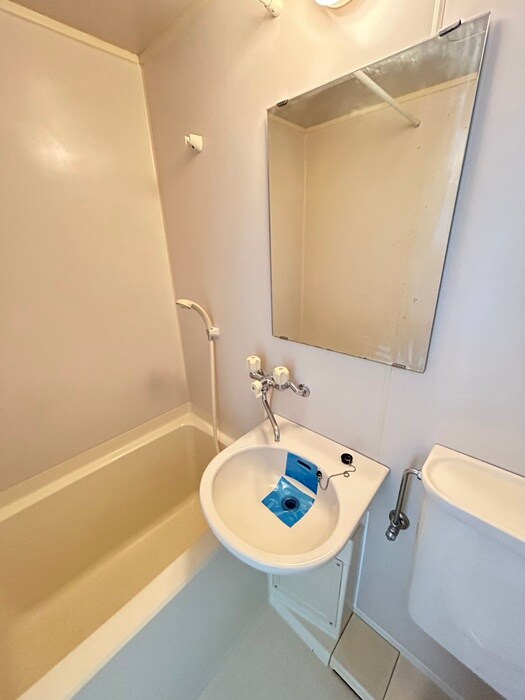 物件内観写真15　(洗面)