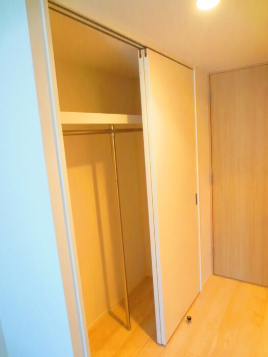 物件内観写真10　(収納)