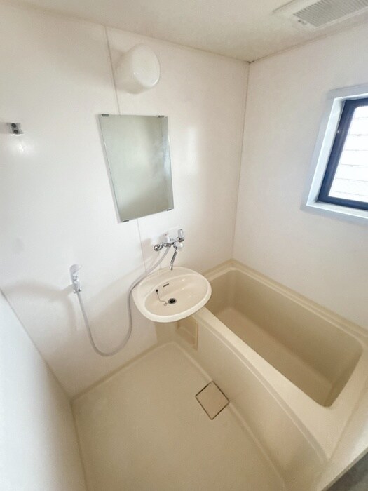 物件内観写真10　(バス／シャワールーム等)