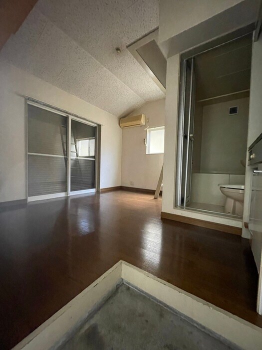 物件内観写真14　(玄関)