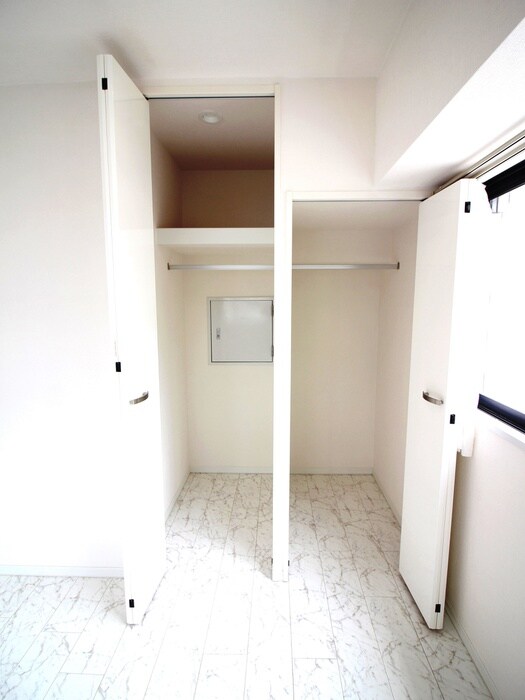 物件内観写真13　(収納)