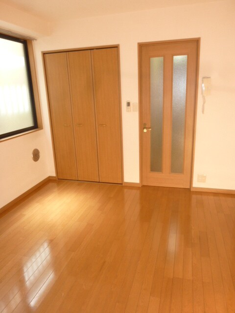 物件内観写真12　(居室)