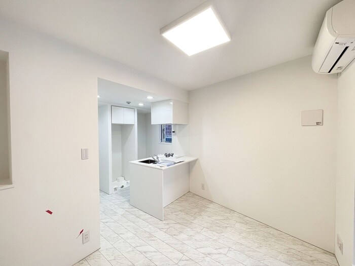 物件内観写真9　(居室)