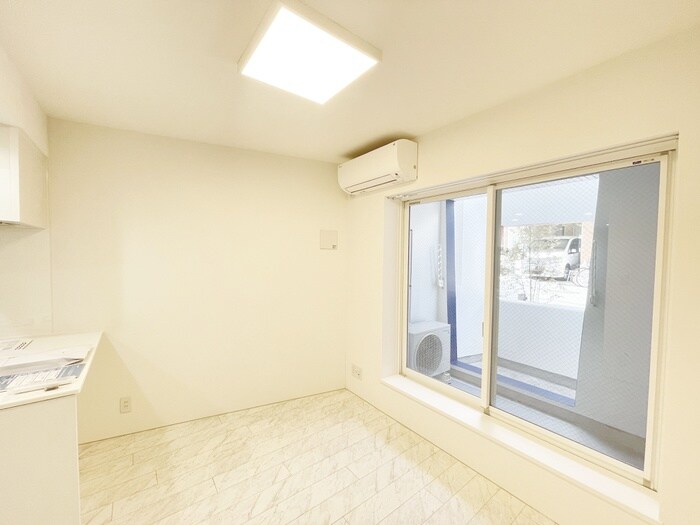 物件内観写真10　(内観写真)