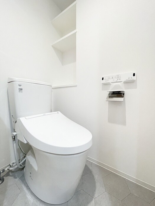 物件内観写真14　(トイレ)