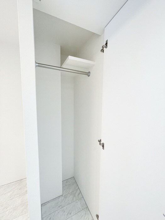 物件内観写真16　(収納)