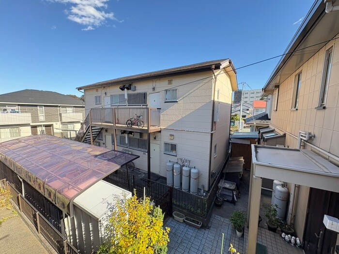 物件内観写真17　(室内からの展望)