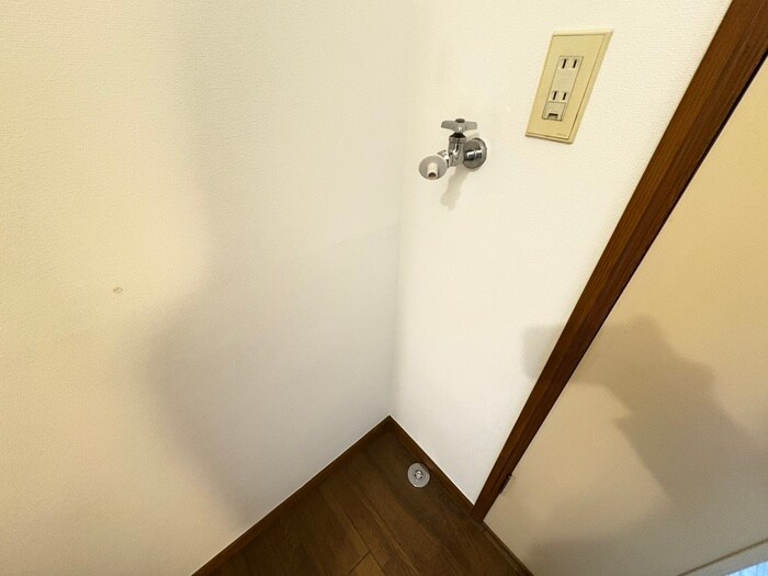 物件内観写真20　(洗濯機置場)