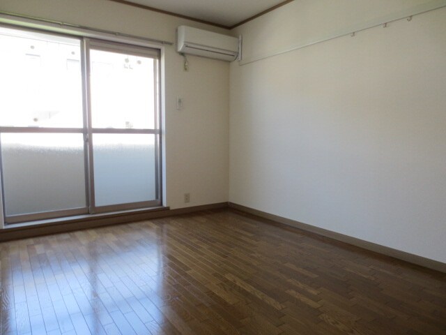 物件内観写真11　(居室)