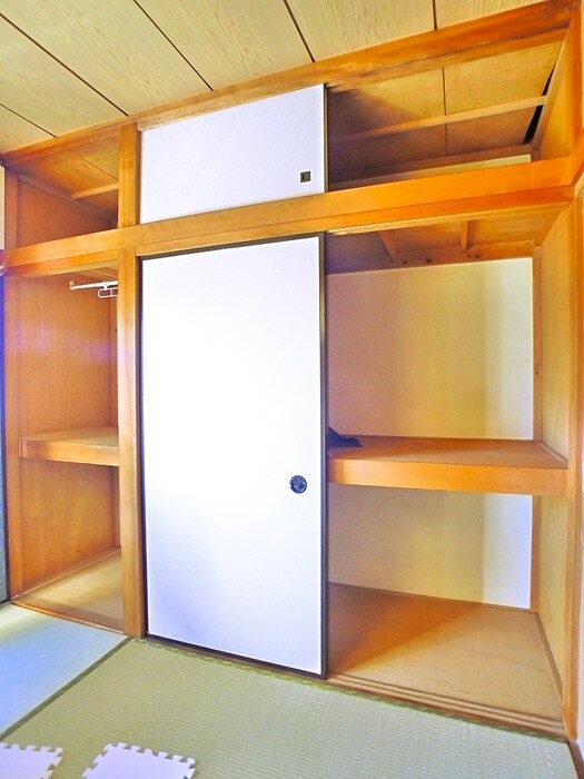 物件内観写真16　(収納)