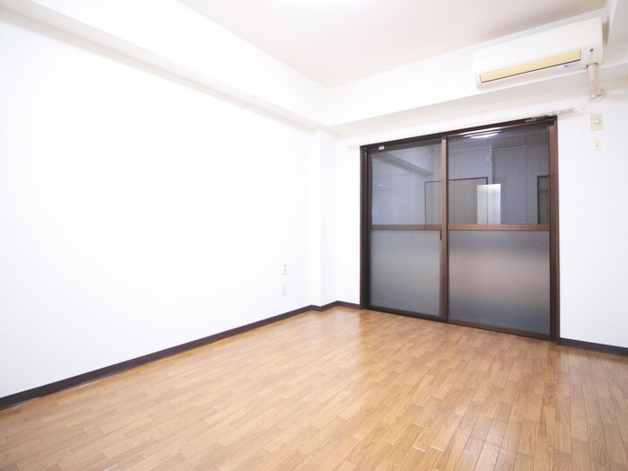 物件内観写真18　(居室)