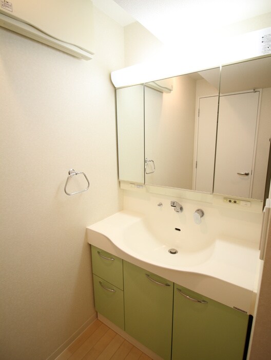 物件内観写真13　(洗面)