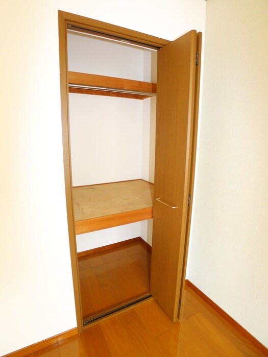 物件内観写真8　(収納)