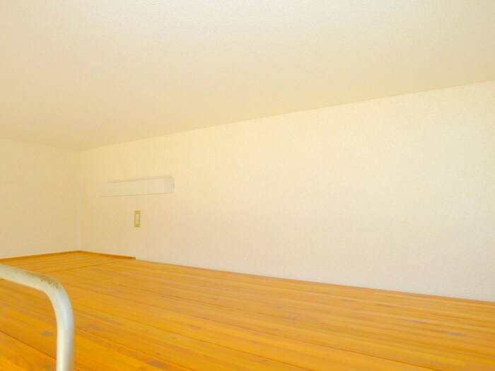 物件内観写真12　(ロフト)