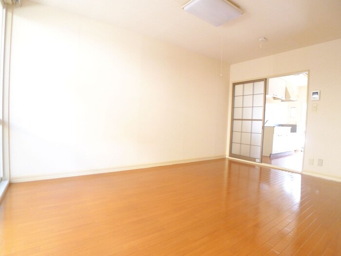 物件内観写真10　(居室)