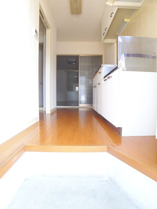 物件内観写真17　(玄関)