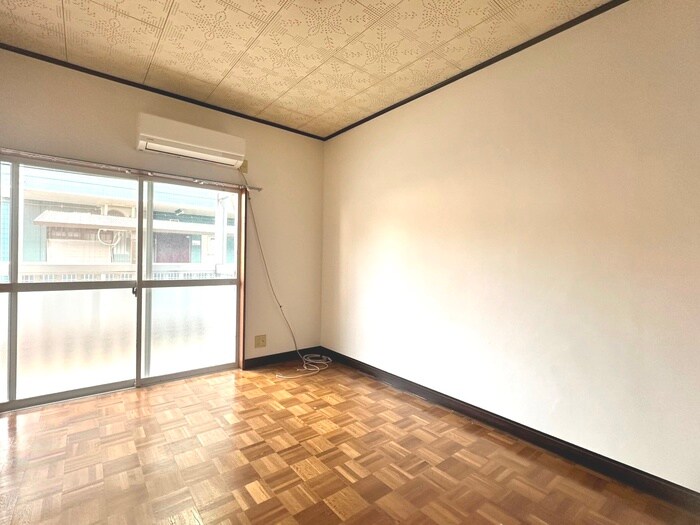 物件内観写真4　(居室)