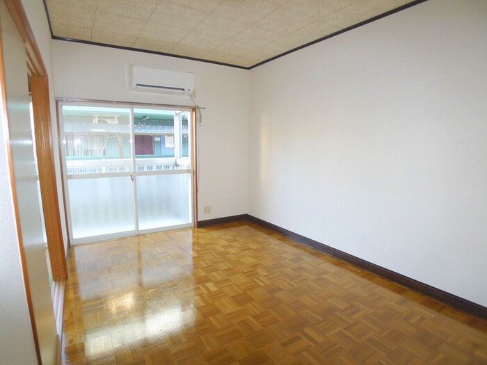 物件内観写真6　(居室)