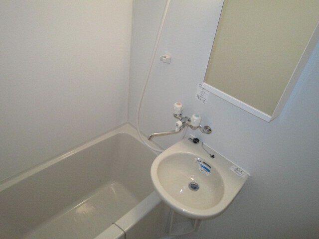 物件内観写真8　(バス／シャワールーム等)