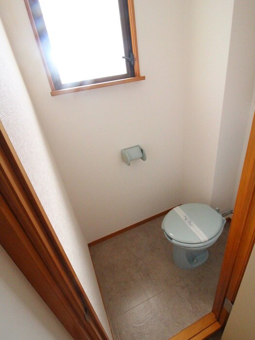 物件内観写真15　(トイレ)