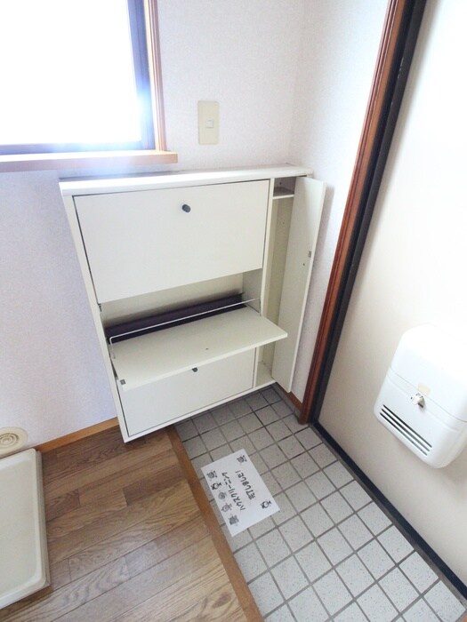 物件内観写真19　(靴箱)