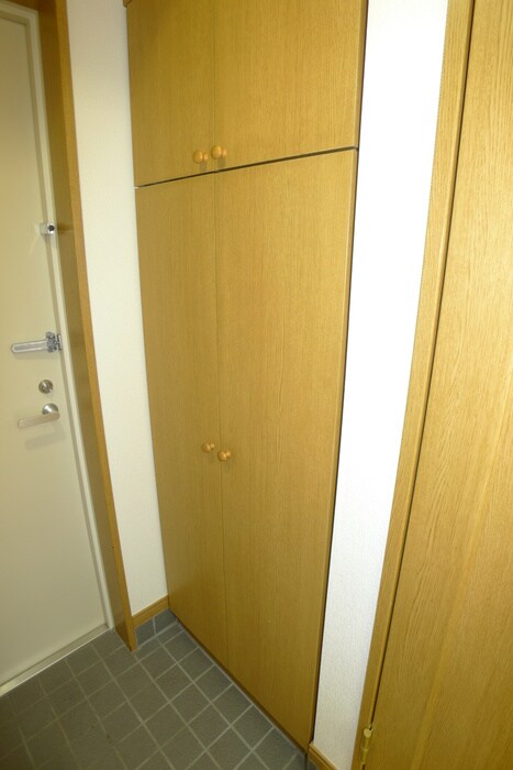 物件内観写真14　(靴箱)