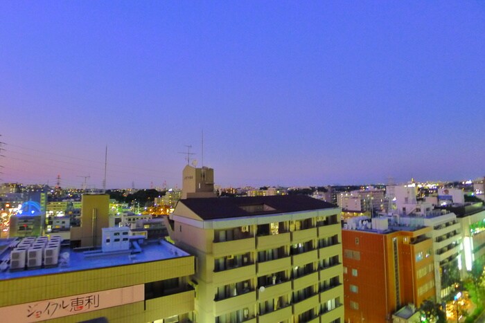 物件内観写真15　(室内からの展望)