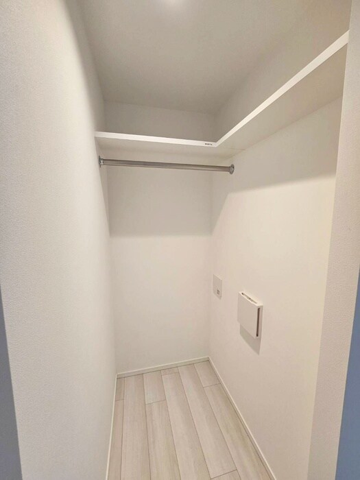 物件内観写真10　(収納)