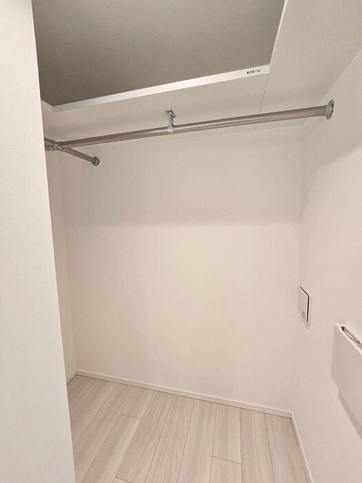 物件内観写真10　(収納)