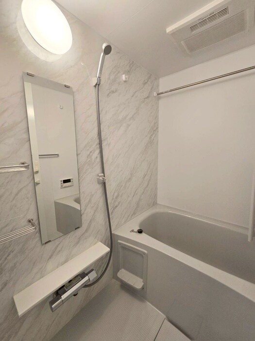 物件内観写真12　(バス／シャワールーム等)