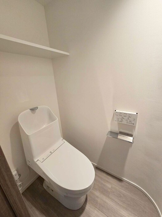 物件内観写真13　(トイレ)